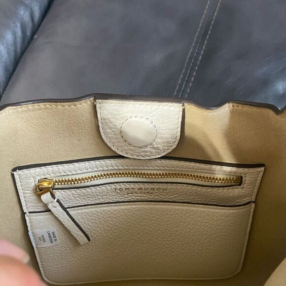 Tory Burch Miller Pebbled Leather white Hobo Shoulder Bag - Picture 8 of 9